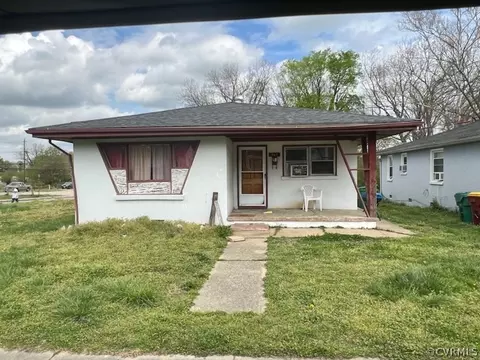 765 Kirkham St, Petersburg, VA 23803