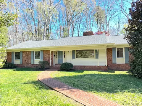 7741 Brentford Dr, North Chesterfield, VA 23225