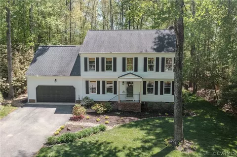 5809 Gates Mill Pl, Midlothian, VA 23112 photo 2