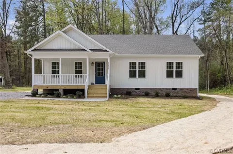 20453 Mitchell Ave, Dinwiddie, VA 23841