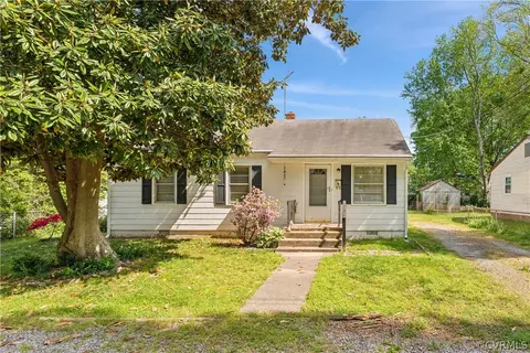 107 N Ash Ave, Highland Springs, VA 23075