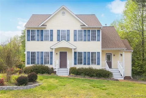 8199 Angela Nicole Ln, Mechanicsville, VA 23111