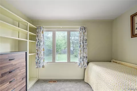 11230 Eagle Point Rd, Chester, VA 23831 photo 18