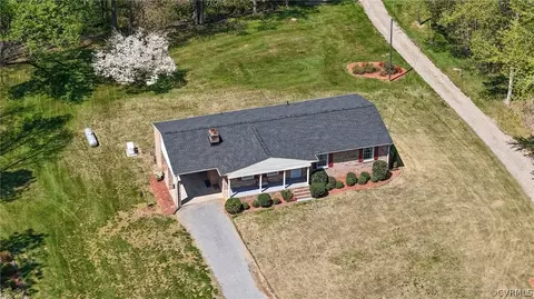 Exterior - 19111 Sutherland Ave, Sutherland, VA 23885 photo 15 of 15