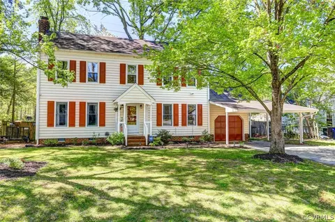 5043 Sir Sagamore Dr, North Chesterfield, VA 23237