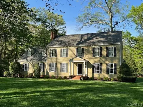 Exterior - 13610 Stonegate Rd, Midlothian, VA 23113 photo 11 of 11