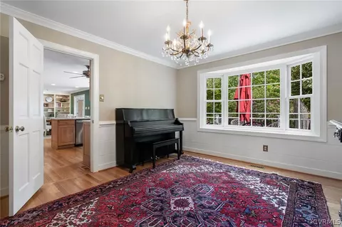 Dining - 13610 Stonegate Rd, Midlothian, VA 23113 photo 2 of 5