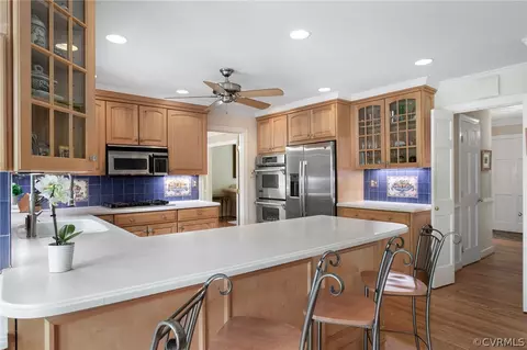 Kitchen - 13610 Stonegate Rd, Midlothian, VA 23113 photo 4 of 5
