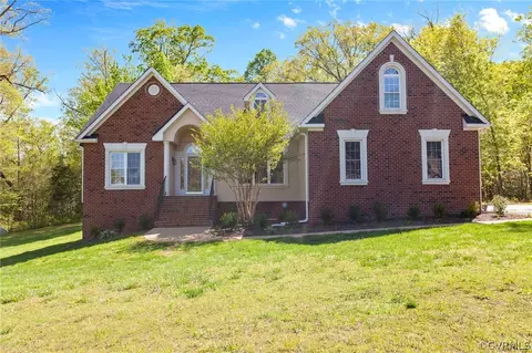 7525 Rural Point Rd, Mechanicsville, VA 23116