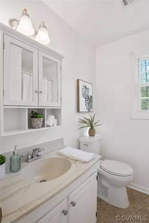Bath - 2829 Mcmanaway Dr, Midlothian, VA 23112 photo 3 of 3