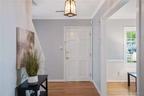 Entry Way - 2829 Mcmanaway Dr, Midlothian, VA 23112 photo 2 of 2