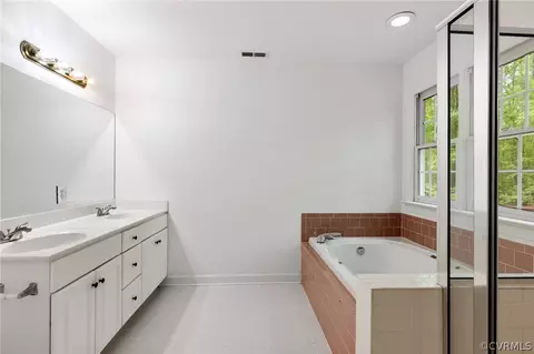 Bath - 3400 Riverton Ct, Midlothian, VA 23113 photo 1 of 3