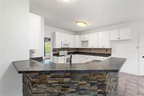 Kitchen - 3400 Riverton Ct, Midlothian, VA 23113 photo 1 of 5