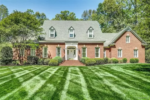 898 Hermitage Rd, Manakin Sabot, VA 23103