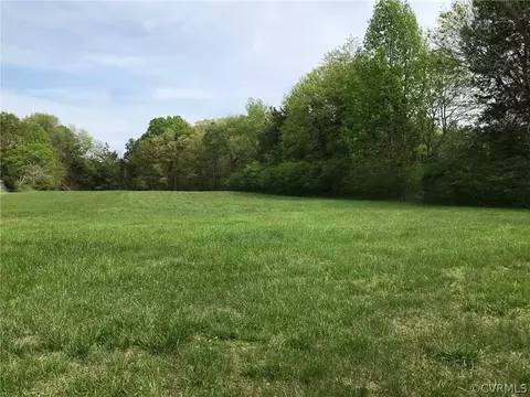 7399 Strath Rd, Henrico, VA 23231