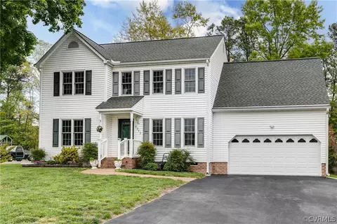 5213 Singletree Ct, Glen Allen, VA 23060