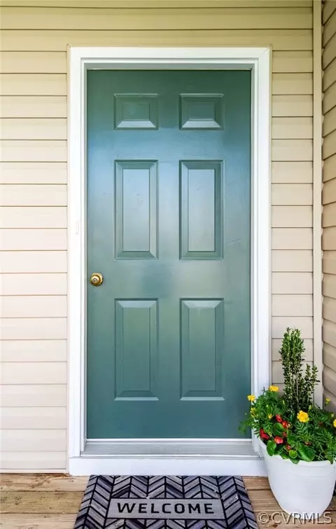 Exterior - 11619 Clear Ridge Dr, Midlothian, VA 23112 photo 7 of 12