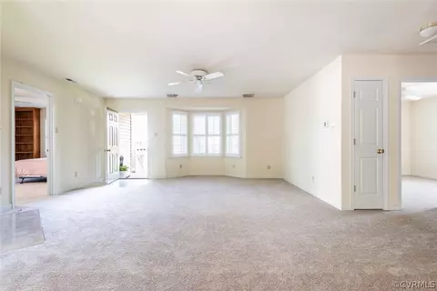 Living - 11619 Clear Ridge Dr, Midlothian, VA 23112 photo 4 of 5