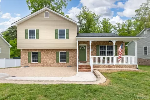 621 Yellowstone Dr, Hopewell, VA 23860