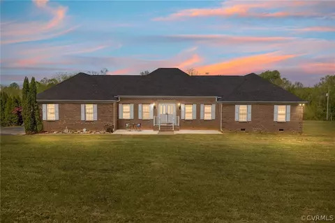 12350 Windy Hill Dr, Amelia Court House, VA 23002