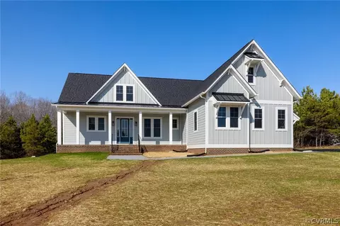 1558 Smokey Ridge Rd, Maidens, VA 23102