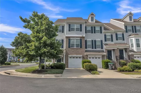10304 Ibis Dr, Ashland, VA 23005
