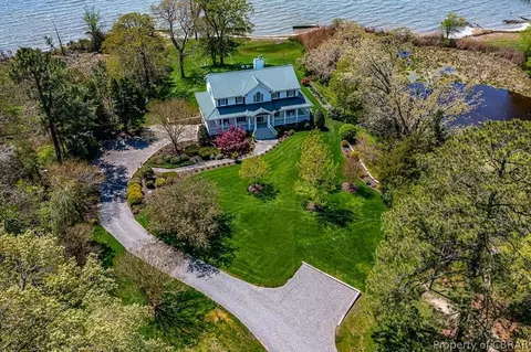 296 Granville Bay Rd, Lancaster, VA 22503