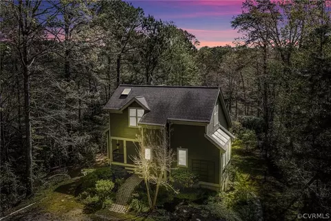 99 Bells Creek Ln, Lancaster, VA 22503