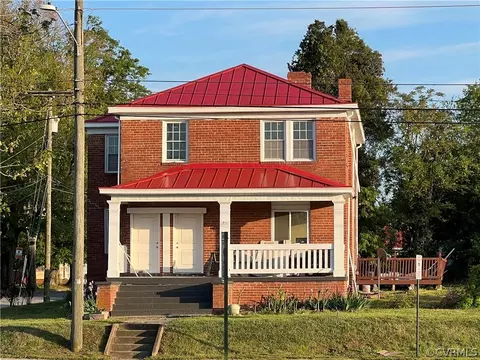 1702 W Washington St, Petersburg, VA 23803