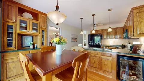 Dining - 2410 Copper Hill Pl, Midlothian, VA 23112 photo 2 of 3