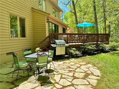 Exterior - 2410 Copper Hill Pl, Midlothian, VA 23112 photo 5 of 20