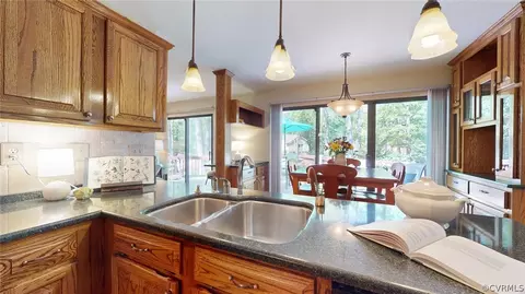 Kitchen - 2410 Copper Hill Pl, Midlothian, VA 23112 photo 3 of 4