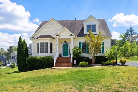14901 Horseshoe Bend Dr, Chester, VA 23831