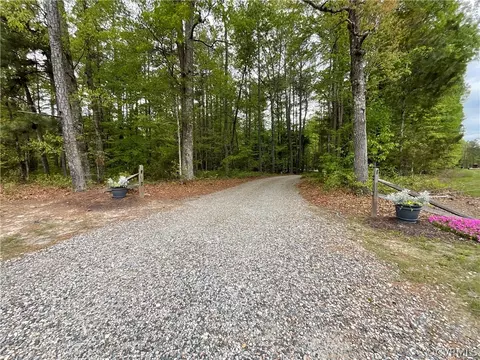 11740 Second Branch Rd, Chesterfield, VA 23838