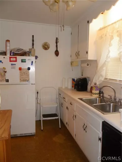 Kitchen - 1203 Hampton St, Richmond, VA 23220 photo 1 of 1