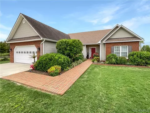 201 Lighthouse Pointe, North Prince George, VA 23860