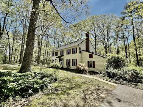 11231 Dumaine Dr, Midlothian, VA 23112