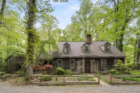 17332 Hidden Lake Ln, Rockville, VA 23146