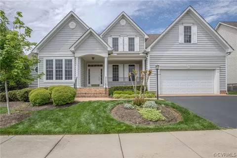 724 Colony Forest Dr, Midlothian, VA 23114