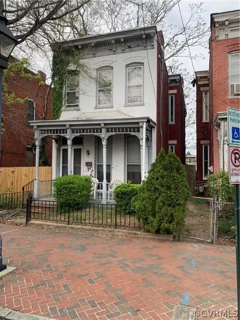 904 W Clay St, Richmond, VA 23220