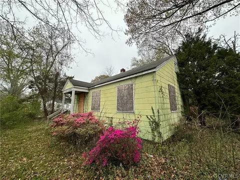 32 E Gilbert St, Hampton, VA 23669 photo 4