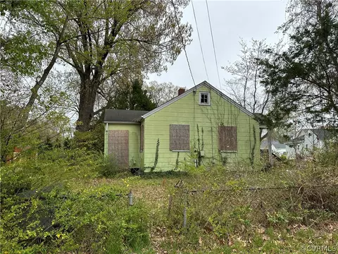 32 E Gilbert St, Hampton, VA 23669 photo 5