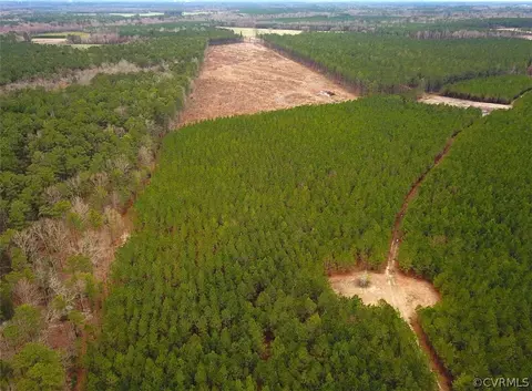 70 Acres Hilltop Ln, Skippers, VA 23879