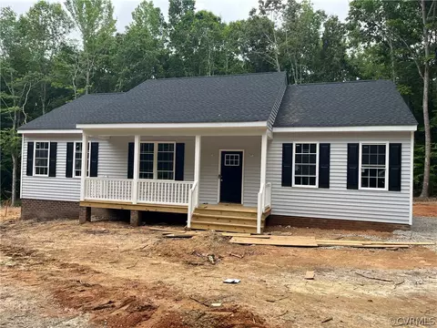 16 Boatwright Rd, Cumberland, VA 23040