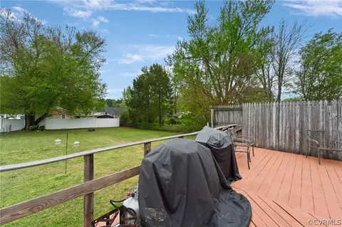 Exterior - 5813 Sutherland Dr, Sutherland, VA 23885 photo 6 of 14