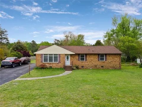 Exterior - 5813 Sutherland Dr, Sutherland, VA 23885 photo 13 of 14
