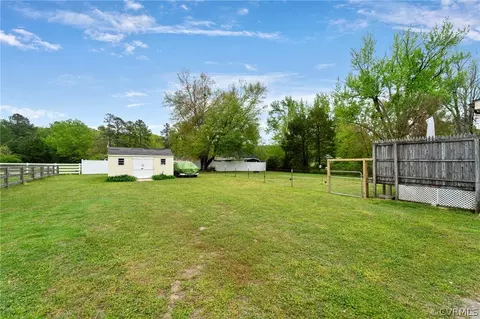 Exterior - 5813 Sutherland Dr, Sutherland, VA 23885 photo 8 of 14