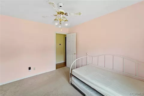 Bedroom - 5813 Sutherland Dr, Sutherland, VA 23885 photo 2 of 8