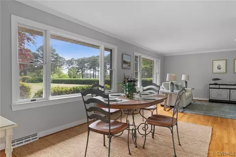Dining - 325 E Fairway Dr, Kilmarnock, VA 22482 photo 1 of 3