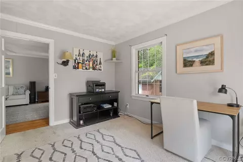 Living - 325 E Fairway Dr, Kilmarnock, VA 22482 photo 11 of 11